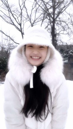 Kim Tae-yeon Instagram - ⛄️🌨️