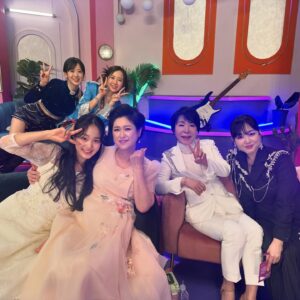 Kim Tae-yeon Instagram - 불후의명곡을 김용임 선생님과 함께할수있어서
영광스러웠습니다 선생님 감사합니다🤍