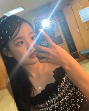 Kim Tae-yeon Instagram - 2023 잘가🩷