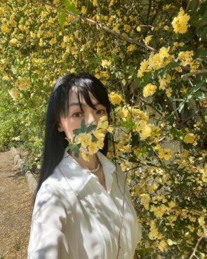 Kim Yoon-ah Instagram - 🤍

이제 공개할 수 있는
많은 사진들. 

#김윤아관능소설