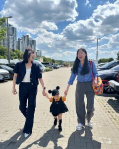 Actress Kim Young-hee HD Instagram Photos and Wallpapers June 2024