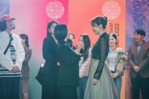 Kim A-joong Instagram - 🎥
#연예인매니져로살아남기 
#biff2022
#tvndrama