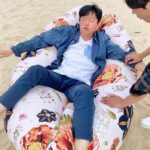 Kim A-joong Instagram - 바퀴달린집4 🛻🏠 다정다정 성동일 선배님 자상자상 김희원 선배님 사랑스 '로운' 막둥이 석우까지 좋은 추억 만들어 주셔서 고맙습니다 🙇🏻‍♀️ 또 놀러갈게요 😎💕 @tvn.asia @tvn_joy #tvn #바퀴달린집4 #houseonwheels4