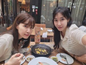 Kim Eana Instagram - 사촌언니랑 인싸처럼 막 점심에 양식먹음