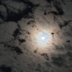 Kim Ha-neul Instagram - 쟁반같이 둥근달🌈🌕 따뜻하고 행복한 추석 연휴 보내세요~😘