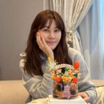 Kim Ha-neul Instagram - 함께해줘서 너무 고마워~ 늘 소중해💜