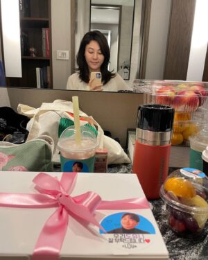 Kim Ha-neul Instagram - 너무 잘 먹었어요~ 감사합니다💚

#배부른화인가