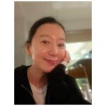 Kim Hee-ae Instagram - . 제주에서 맛있는 음식과 함께 연휴 시작! 우리는 내일 ‘데드맨’ 무대인사에서 또 만나요 🫶🏻 #제주 #JEJU #김희애 #KIMHEEAE @yg_stage
