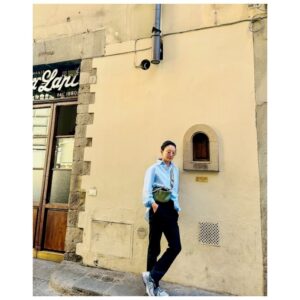 Kim Hee-ae Instagram - .
예술과 낭만의 도시 
피렌체의 낮과 밤을 만끽 

메디치 박물관의 어마어마한 규모에 가슴이 웅장해지기도 했구요 👍🏻

#FLORENCE #여행
#김희애 #KIMHEEAE @yg_stage