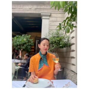 Kim Hee-ae Instagram - .
밀라노-런던-피렌체,
정말 아름다운 도시들! 🧡🧡

#MILANO #LONDON #FLORENCE #여행
#김희애 #KIMHEEAE 
@yg_stage