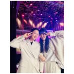 Kim Hee-ae Instagram - . 며칠 전 ‘퀸메이커’에서 함께했던 후배 채원이가 출연한 공연을 보고 왔어요 ❤️ 갑자기 추워진 날씨에 감기 조심하세요 🫶🏻 #연극 #메이드인제인 #김희애 #KIMHEEAE @yg_stage