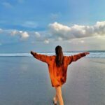 Kim Hee-jung Instagram – All good things are wild and free🌊