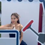 Kim Hee-jung Instagram – 미켈롭 울트라 @michelobultra.kr의 첫 한국 앰버서더로 발탁되어 신제품 출시 이벤트에 함께했습니다! 🥳 가장 먼저 포토세션을 통해 앰버서더로서 첫 인사를 드린 후, 탁 트인 한강을 배경으로 35m Ultra Shot Challenge에 도전했습니다.🏌️‍♀️ 도전 후 즐기는 미켈롭 울트라는 청량한 맛으로 시원함을 선사합니다.🫧 행사장에서 받은 언박싱 키트를 열어보며 라운딩 갈 생각에 벌써부터 설렜습니다! 이제 전국의 골프장에서 미켈롭 울트라를 만나볼 수 있다고 하니, 라운딩에서도 ULTRA LIGHT, ULTRA TASTE! 제로 슈거, 89kcals의 가벼운 칼로리 미켈롭 울트라 만의 상쾌함을 더 가볍게 즐겨보세요! 🍻🤍 #미켈롭울트라 #울트라테이스트 #울트라골프 #울트라샷챌린지 #MICHELOBULTRA #ULTRASHOTCHALLENGE