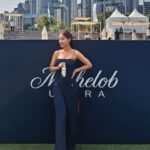 Kim Hee-jung Instagram – 미켈롭 울트라 @michelobultra.kr의 첫 한국 앰버서더로 발탁되어 신제품 출시 이벤트에 함께했습니다! 🥳 가장 먼저 포토세션을 통해 앰버서더로서 첫 인사를 드린 후, 탁 트인 한강을 배경으로 35m Ultra Shot Challenge에 도전했습니다.🏌️‍♀️ 도전 후 즐기는 미켈롭 울트라는 청량한 맛으로 시원함을 선사합니다.🫧 행사장에서 받은 언박싱 키트를 열어보며 라운딩 갈 생각에 벌써부터 설렜습니다! 이제 전국의 골프장에서 미켈롭 울트라를 만나볼 수 있다고 하니, 라운딩에서도 ULTRA LIGHT, ULTRA TASTE! 제로 슈거, 89kcals의 가벼운 칼로리 미켈롭 울트라 만의 상쾌함을 더 가볍게 즐겨보세요! 🍻🤍 #미켈롭울트라 #울트라테이스트 #울트라골프 #울트라샷챌린지 #MICHELOBULTRA #ULTRASHOTCHALLENGE