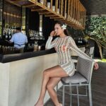 Kim Hee-jung Instagram - Sipping on sunshine with Jamu 🌞🍹