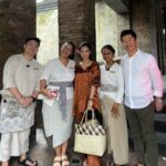 Kim Hee-jung Instagram – Take me back…🩵🌺