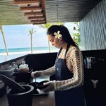 Kim Hee-jung Instagram - Sipping on sunshine with Jamu 🌞🍹