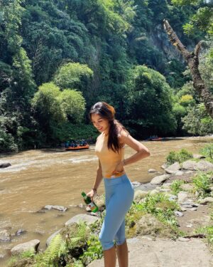 Kim Hee-jung Instagram - Adventure lover🚣‍♀️🍃🪵🌳