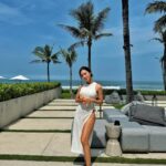 Kim Hee-jung Instagram - Where will you be spending summer this year?🐚🤍