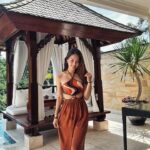 Kim Hee-jung Instagram - 🌞💛🧡🤎