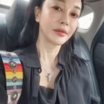 Kim Hye-eun Instagram – 긴소매가 일케 더울줄이야.날씨 너무 좋으네요.
오늘은 예배끝나고 결혼이 두군데예요.
오늘 결혼하시는 분들 모두 축하드립니다.시훈아 축하해^^
행복이 그대 품안에♡