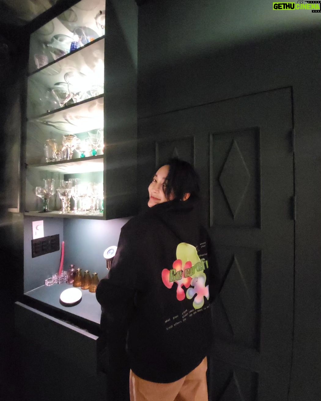 Kim Hye-eun Instagram - 티셔츠 너무 이쁘당.의미도 좋고♡