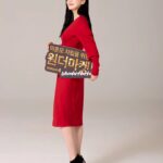 Kim Hye-eun Instagram – 기부의상 ;발렌티노 레드 드레스.
사이즈는 55 입니다.12월 8일.원더마켓으로 얼른 오세요♡
#원더마켓 #정샘물인스퍼레이션