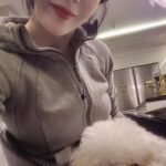 Kim Hye-eun Instagram – 꼬질꼬질 데이지 ♡
이런 날도 있어.
하지만 씻으면 금방 이뻐져.
우리 인생도 그래.