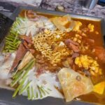 Kim Hye-eun Instagram – 첨 먹어보는 맛.
미쿡에서 먹는 부대찌개랄까?호불호 정확히 있을것 같은 맛인데.
나는 이국적인 독특함에 한표.
허허.이런맛을 내다니요.♡♡♡ 하여간 마늘슬라이스도 어쩜 그리 바싹히지?
#울트라회관 #서초동 #미쿡느낌부대찌개 #마늘슬라이스제육볶음
