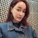 Kim Hye-eun Instagram – 처음 레드헤어.이 컬러유행이라며?곧 적응되것쥐…….