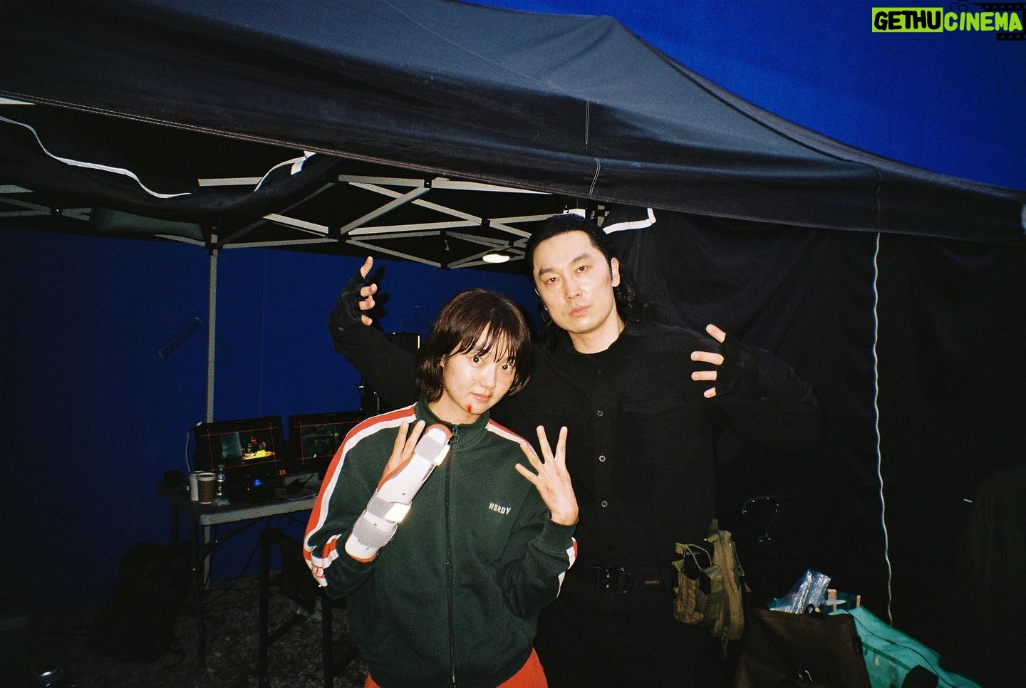 Kim Hye-jun - 110.7K Likes - 가족이 아니면 뭔데 🤍