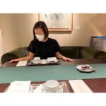 Kim Hyo-jin Instagram - 드라마에 그리고 나나에 푹 빠져서 울다가 웃다가 했던 내 친구. 나를 위해 이렇게 또 서프라이즈를 준비해 주었다❤️ #너의응원이감동이었어#고마워#사랑해#아니거의평론가수준이야