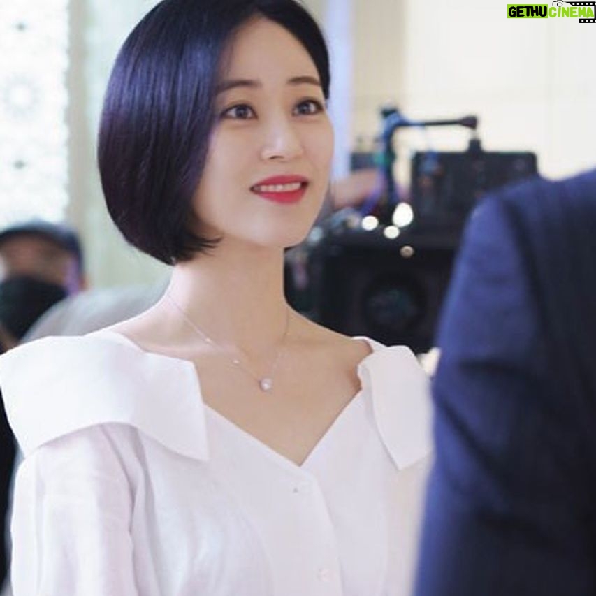 Kim Hyo-jin Instagram - 많이 사랑했던 천나나.. 굿바이 ... #모범형사2#천나나