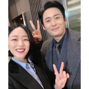 Kim Hyo-jin Instagram - 넘넘 좋은 대훈오빠~~~ 사이좋은 천남매 😝 #천상우천나나#모범형사2