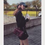 Kim Hyo-jin Instagram - 촬영끝나고 🦋가을이 왔네요~~ 🍁#오늘아님#란주언니
