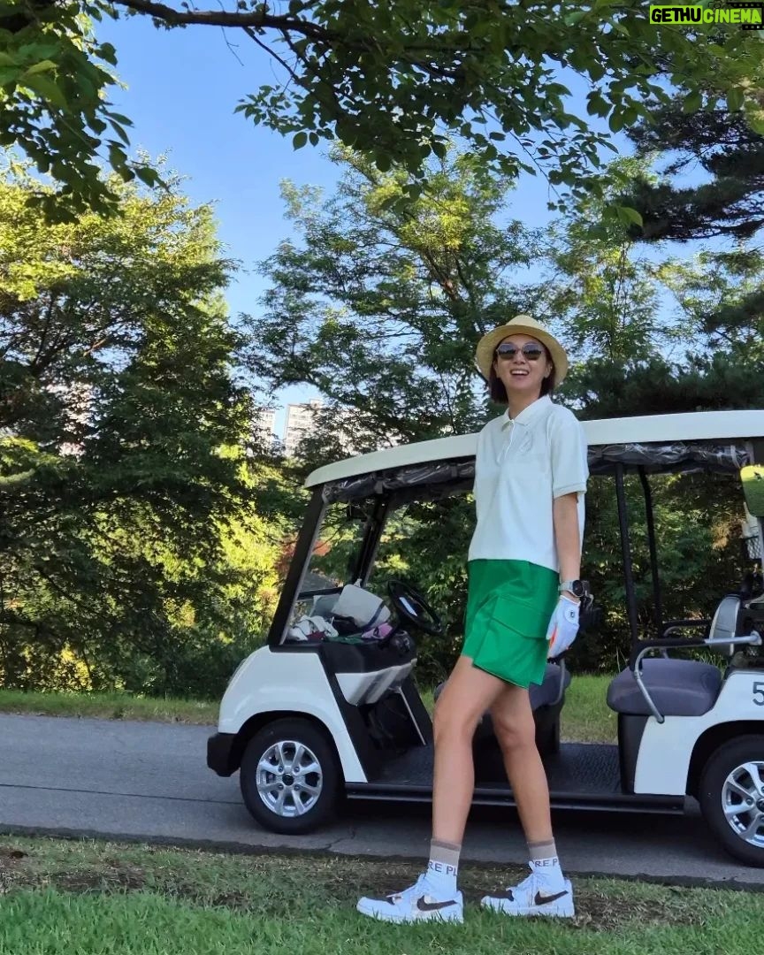 Kim Ji-hye Instagram - #김지혜카고반바지 드뎌 오픈 . 구름베스트 한번 더 오픈~~ . 진짜 ㅋㅋㅋ이여름 교복됩니다 ㅋㅋ . 평소에도 운동할때도 . 어디든~~편하게 . 주머니 디테일👍 넘 이쁘죠 . 편하게 입어요~~ . 10일 오전10시까지~~ . 주문후 제작~~ . 신중구매~~ . 키 169 몸무게56 sm입었어요~ . 좀 여유있게 나왔어요~~ . 편하게~~ . 구름베스트 함께 공구합니다~~
