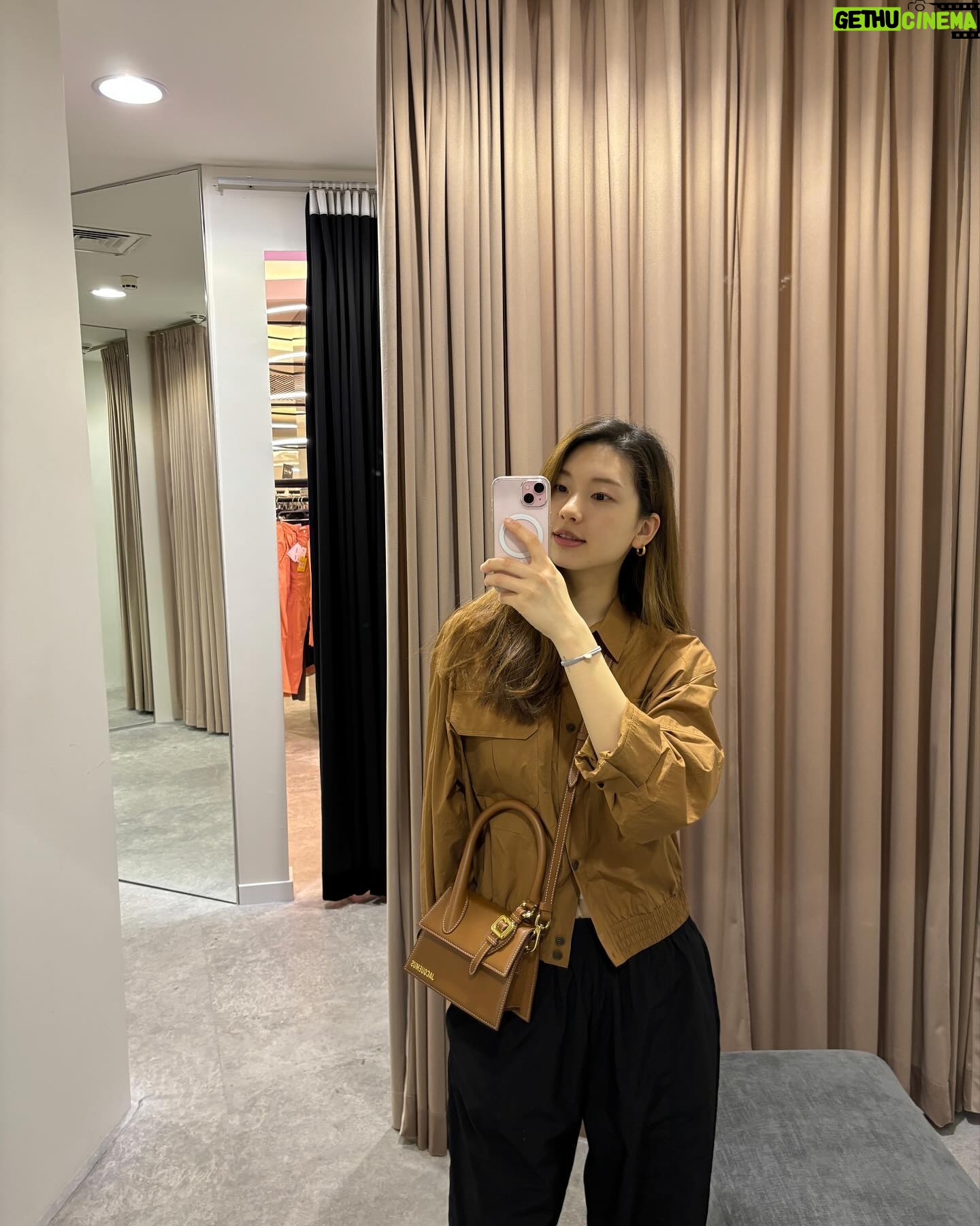 Kim Jin-kyung Instagram - 축구로 꽉 채운 ☝🏻월😀💙