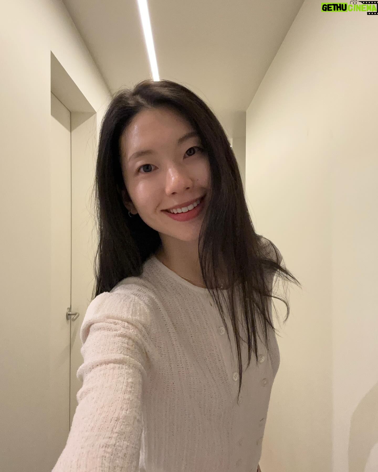 Kim Jin-kyung Instagram - 구석구석 예쁜 곳 ❤️ 제주오면 꼭 다시 와야지🏡🏝️