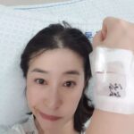 Kim Mi-kyeong Instagram – 타석증으로 입원해 수술하고 퇴원합니다 ~
몸이 고장나면 아프고 괴로워요.
모두모두 건강합시다!!!!!