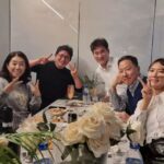 Kim Mi-kyeong Instagram - 도무지 세월의 변화를 못느끼겠는 우리 쌤들. 힘들고 어두운 이 시기가 빨리 지나고 다시 평화가 오길!!! 감사하고, 행복한 시간이었습니다 ♥️♥️♥️ 극단 '고삐' 한씨연대기 1993, 2018😃