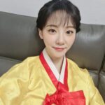 Kim Min-ah Instagram - 근황보고🙇🏻‍♀️ 문안인사드립니다.