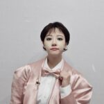 Kim Min-ah Instagram - 아무리봐도 좀 생겼단 말야 #시집올래