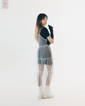 Kim Min-ah Instagram - 아마추언데 프로처럼 만들어주셨오..🥰
@moodyrob.studio 
@moodyr.o8
@imyme_favorite_ 
@c_room__