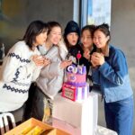 Kim Min-jung Instagram – .
우리의 10th ANNIVERSARY !!!
🩷🩷🩷
나의 어여쁘고 아름답고 순수하고 
귀한 인연. 
늘 고맙습니다. 
사랑합니다. 우주마안큼. 
–
@hs_kim_95 
@songyoona2015 
@i_taeran 
@yoo_sun0129 
@hangoeun310 
&
@by_pdc