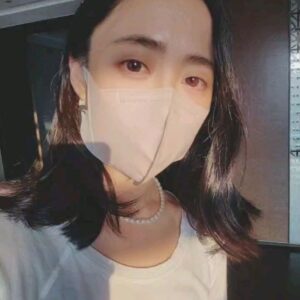 Kim Min-jung Instagram - Looooong time no see!!!
모두들 잘 지내고 무탈하지요?
저는 너무너무너무 바빴어요😶‍🌫️
무소식이 희소식 ㅎㅎㅎ
더운여름 우리 건강히 지내요 
Always luv & thanks 🤍🤍🤍

그대들! 잠시 핸폰 내려놓고 하늘 보아요 💭💭💭
