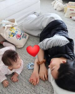 Kim Min-jung Instagram - . ♡JOY emo♡