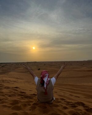 Kim Min-kyoung Instagram - In Dubai ~~
카타르 왔다가 두바이 2박3일~
너무행복하고 즐거웠다~
또 와야하는 이유가 있는곳!!
음식도 맛있고 모든게 감탄! 
분수쇼~~ 잊지못해ㅜㅜ
최고의 대접을 받고 가는 느낌!!!
다들 감사합니다ㅜㅜ