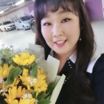 Kim Min-kyoung Instagram - 올해도 2년연속 브랜드고객충성도 대상에서 엔터테이너상 받았어요~ ^^ 올해는 상 받을일이 없겠다 생각했는데.. 이렇게 큰상을ㅜㅜ 올해 열심히 해서 내년도 노려보겠습니다 잘부탁드립니다!!! ㅎㅎ 여러분 사랑합니다 ❤️