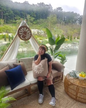 Kim Min-kyoung Instagram - 캘러웨이 F/W 골프 행사에 초대 받아서 비싸서 못간다는 카스카디아cc 갔다왔어요~~
얘들아 우리 옷을 맞춰입으니까 우리.. 걸.그.. 아니다~~ ㅎㅎ
너무 재밌었당~~ 
이제 가을에 골프 마니 나갈껀데~
이쁜옷 입고 쳐야지 ^^ 신난다~~
초대해 주셔서 감사합니다~~♡

@callawayapparel_korea
#캘러웨이어패럴  #협찬