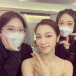 Kim Ok-vin Instagram - #연애대전 ,#lovetohateyou 김정권감독님, 최윤만촬감님, 모든스태프분들 , 배우님, 고생많으셨어요 꼭 다시 만나요. 예쁘게 만들어준 미미,예지,정민이,유영이, 민지, 박후지, 박선희 실장님, 우리하늘이, 고생많았어요, 사랑해❤️ @kim_jeong_kwon @__soonsoo.mimi @soonsoo_minbeauty @parkhooji